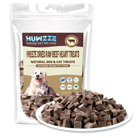 HUWZZE Freeze Dried Raw Beef Heart Treats for Cats & Dogs, Single Ingredient All Natural Dog Treats Snacks-Pet Food Perfect for Training, 4.1 oz