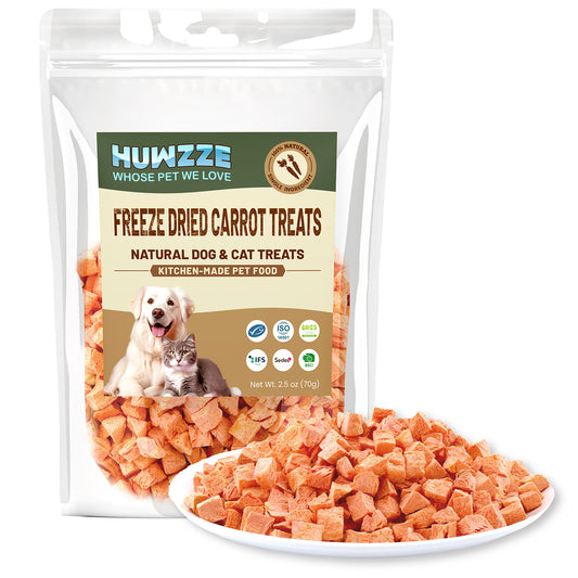 HUWZZE Freeze Dried Organic Carrot Treats for Cats & Dogs, Single Ingredient All Natural Dog Treats Snacks-Diabetic Friendly Pet Food Perfect for Training 2.5 oz